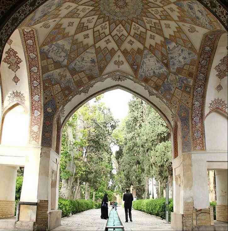 تور گلابگیری تور گلابگیری