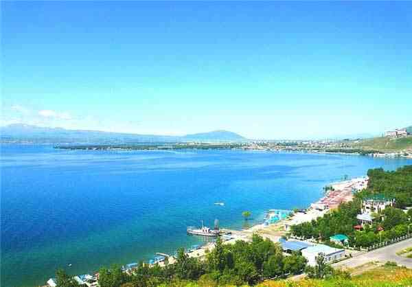 تور هنر محیطی و هنر اجرا در ارمنستان |با همراهی دکتر احمد نادعلیان| تور هنر محیطی و هنر اجرا در ارمنستان |با همراهی دکتر احمد نادعلیان|