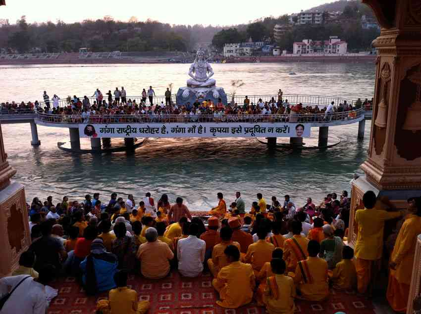 تور داستاننویسی با الهام از فرهنگ و اساطیر هند |با حضور استاد سیامک گلشیری| تور داستاننویسی با الهام از فرهنگ و اساطیر هند |با حضور استاد سیامک گلشیری|