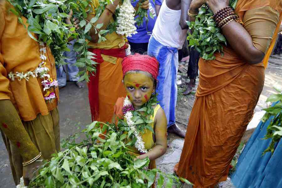 تور مستند شهری به هند |باحضور استاد پیروز کلانتری| تور مستند شهری به هند |باحضور استاد پیروز کلانتری|