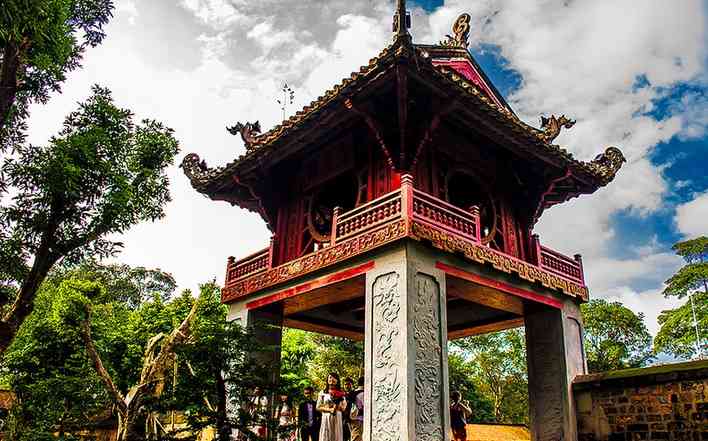 تورطبیعت گردی فرهنگی ویتنام و لائوس | هانوی،هوی آن،هالونگ بی،لوآنگ پروبانگ | تورطبیعت گردی فرهنگی ویتنام و لائوس | هانوی،هوی آن،هالونگ بی،لوآنگ پروبانگ |