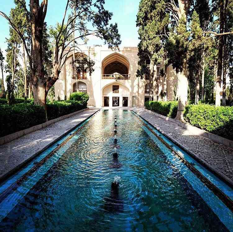 گلابگیری نیاسر و کاشان |تور یک روزه| گلابگیری نیاسر و کاشان |تور یک روزه|